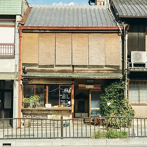 Gojo Hostal